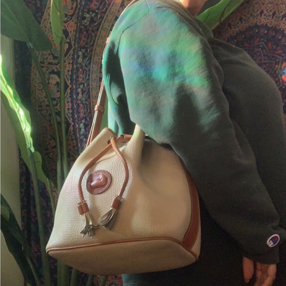 Vintage Dooney & bourke bucket drawstring shoulder bag - Picture 12 of 12